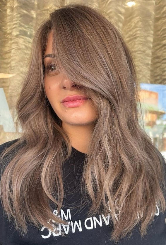 Collarbone Mushroom Blonde-Brown With Ash Tones Collarbone Mushroom Blonde-Brown With Ash Tones — Trendy Mushroom Brown Hair Color