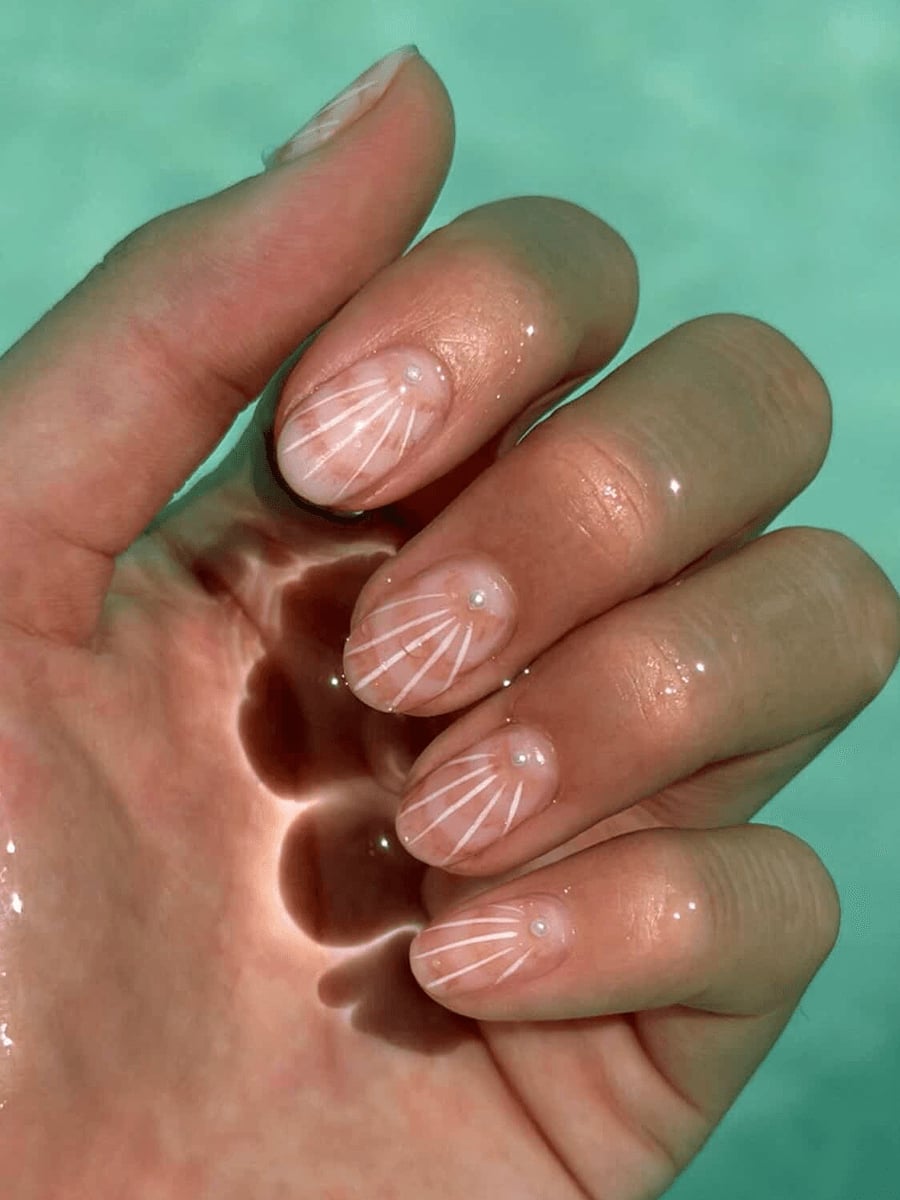 Short Oval White Line Art Pearl Accent Nails Short Oval White Line Art Pearl Accent Nails — Trendy Natural Nails