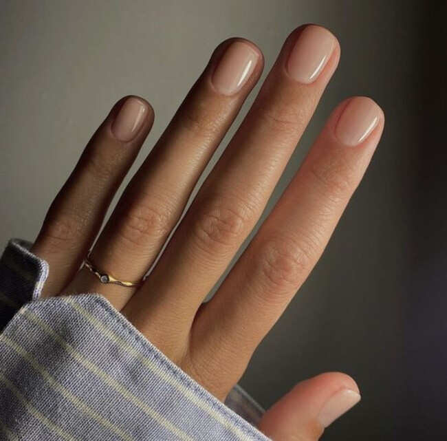 Subtle White Line French Short Square Nails Subtle White Line French Short Square Nails — Trendy Natural Nails