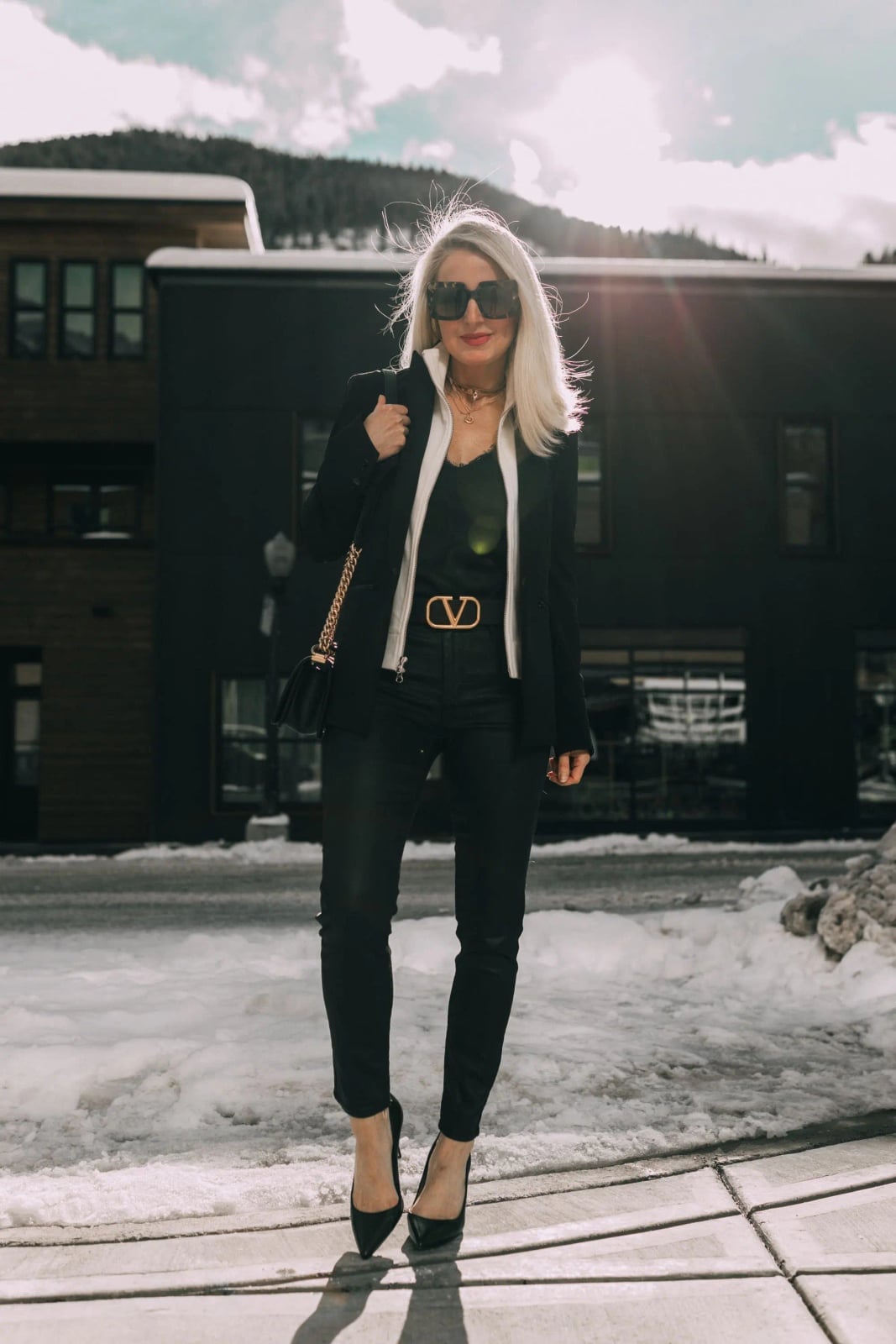 Blazer Over Shirt and Camisole With Slim Trousers Blazer Over Shirt and Camisole With Slim Trousers — Trendy Night Outfits