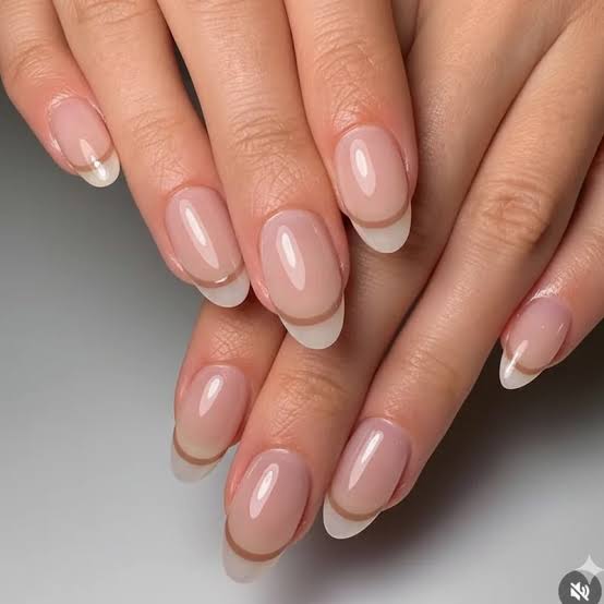 Short Oval Sheer Pink with Thin Brown French Tips Short Oval Sheer Pink with Thin Brown French Tips — Trendy Office Nails