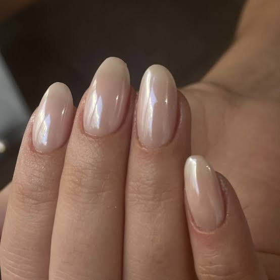 Short Almond Milky Nude Shimmer Nails Short Almond Milky Nude Shimmer Nails — Trendy Old Money Nails