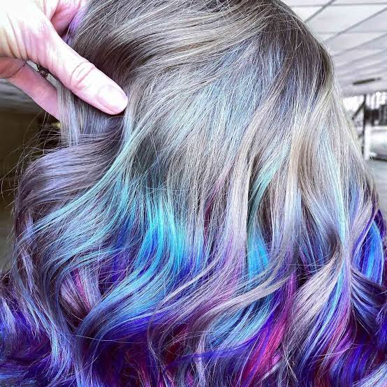 Collarbone Waves Grey To Multi-Color Ombre Collarbone Waves Grey To Multi-Color Ombre — Trendy Ombre Hair Color