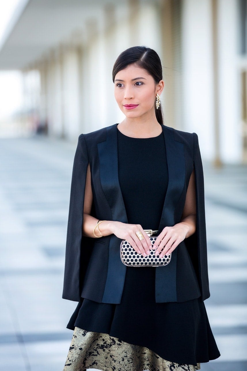 Black Cape Blazer Over a Fitted Dress Black Cape Blazer Over a Fitted Dress — Trendy Opera Outfits