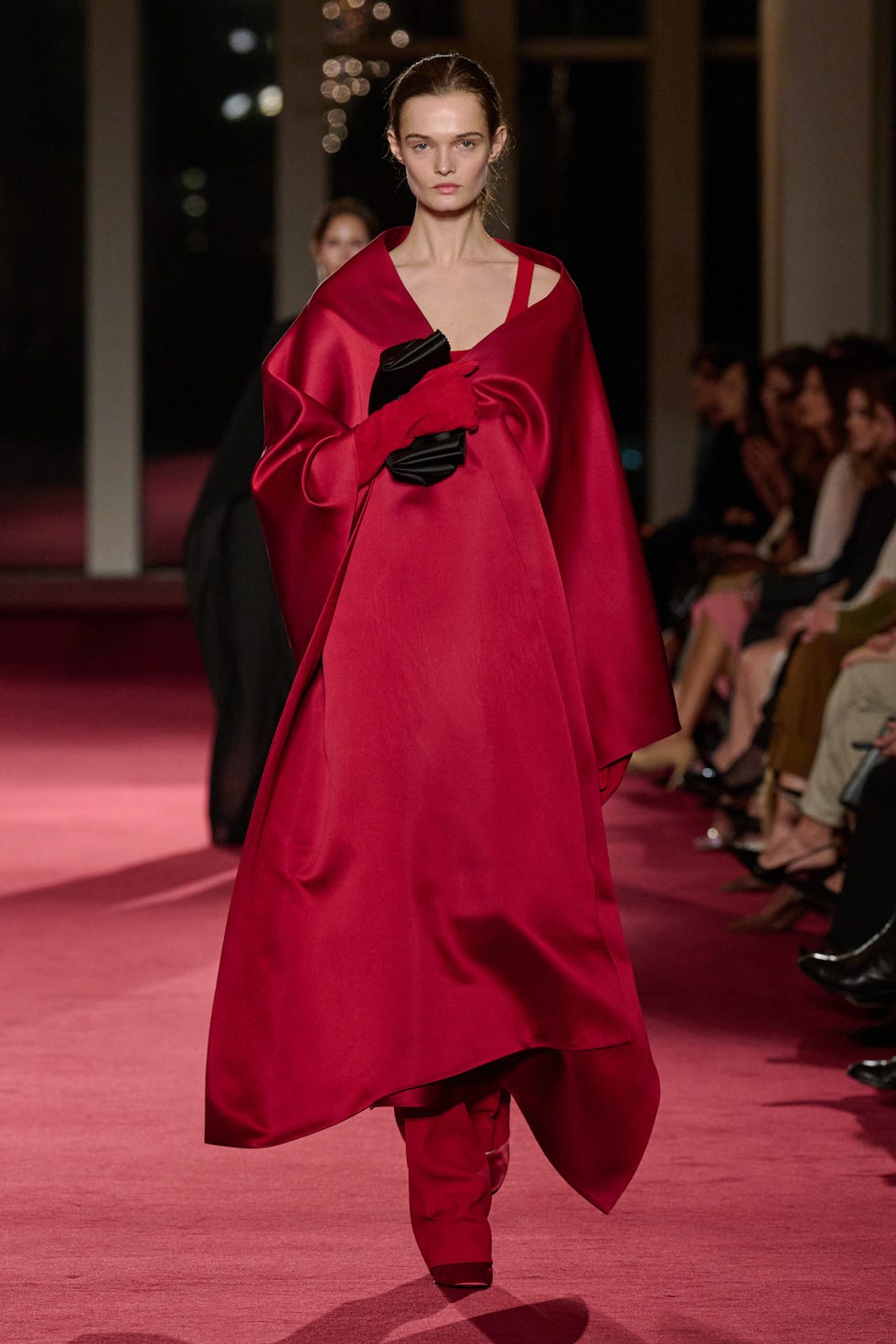 Voluminous Red Satin Gown with Matching Boots Voluminous Red Satin Gown with Matching Boots — Trendy Opera Outfits