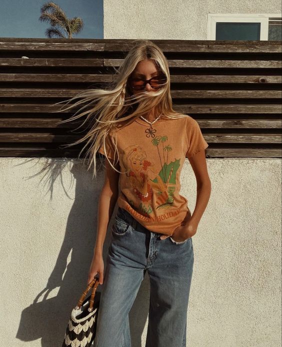 Graphic T-Shirt With Tropical Print and Wide Leg Jeans Graphic T-Shirt With Tropical Print and Wide Leg Jeans — Trendy Outfits for Teens