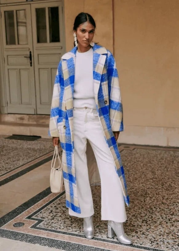 Plaid Wool Coat Over Sweater With Wide-Leg Jeans Plaid Wool Coat Over Sweater With Wide-Leg Jeans — Trendy Parisian Style