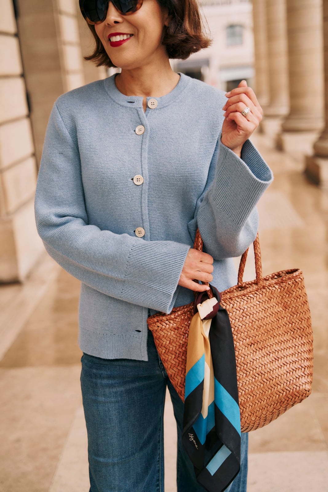 Knit Cardigan With Bell Sleeves and Jeans Knit Cardigan With Bell Sleeves and Jeans — Trendy Parisian Style