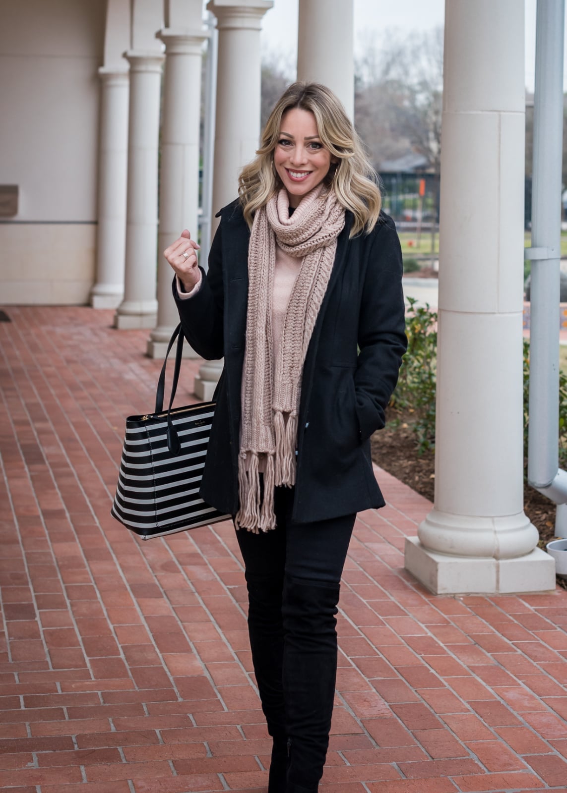 Black Peacoat with Beige Sweater and Scarf — Trendy Peacoat Outfits