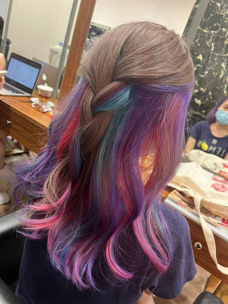 Mid-Back Layers With Ash Blonde Blue Peekaboo Mid-Back Layers With Ash Blonde Blue Peekaboo — Trendy Peekaboo Hair Color