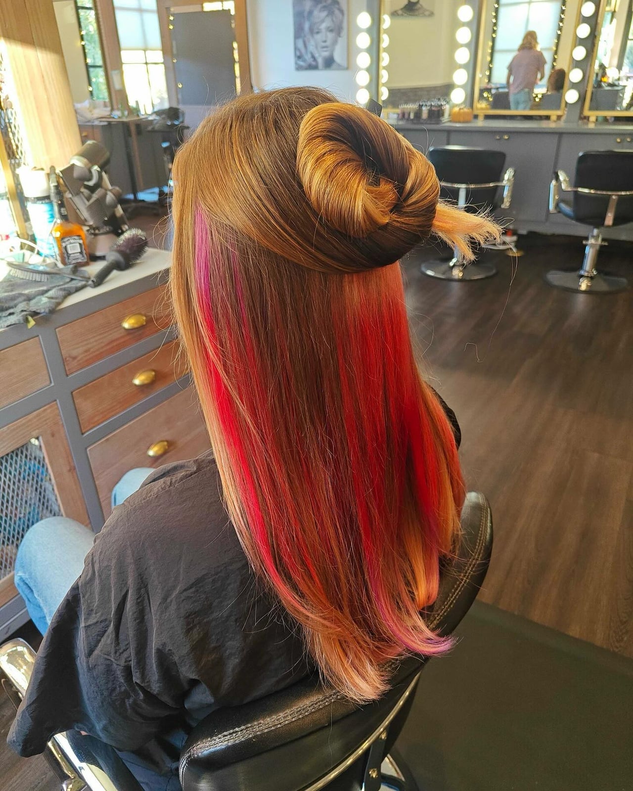 Mid-Back Warm Brown With Pink Peekaboo Mid-Back Warm Brown With Pink Peekaboo — Trendy Peekaboo Hair Color