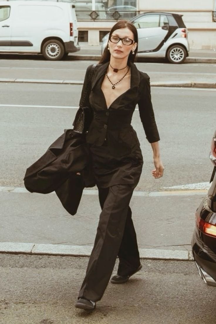 Black Blazer with Deep V-neckline and Wide-Leg Trousers — Trendy Professional Outfits