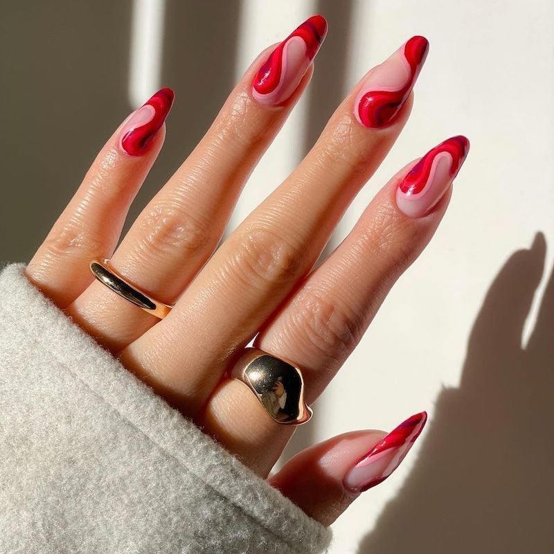 Deep Red Velvet Medium Almond Nails Deep Red Velvet Medium Almond Nails — Trendy Red Almond Nails