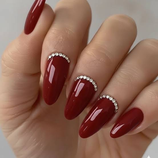 Deep Red Glossy Rhinestone Accent Almond Nails Deep Red Glossy Rhinestone Accent Almond Nails — Trendy Red Almond Nails