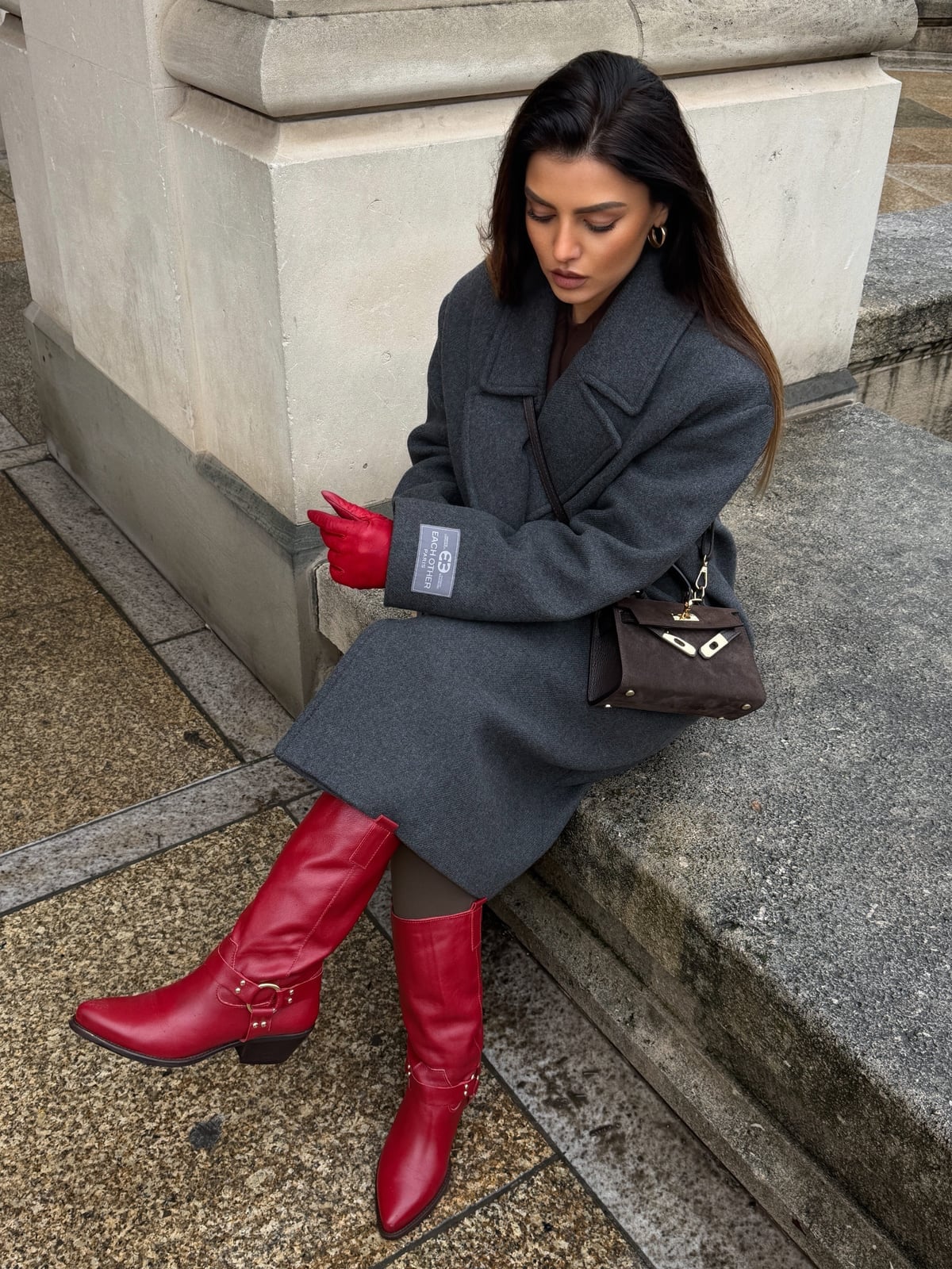 Red Cowboy Boots With Grey Oversized Coat — Trendy Red Cowboy Boots Outfit