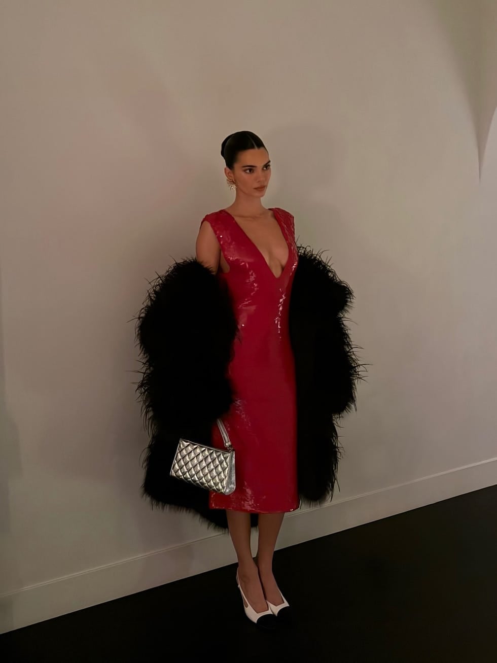 Red Sequin Midi Dress with Feather Trim Coat — Trendy Red Dresses Outfits