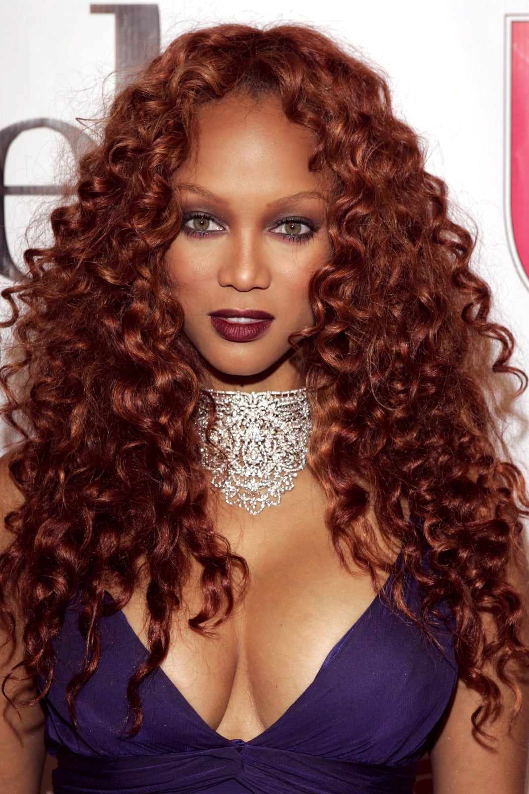 Mid-Back Copper Red With Dimension Mid-Back Copper Red With Dimension — Trendy Red Hairstyles