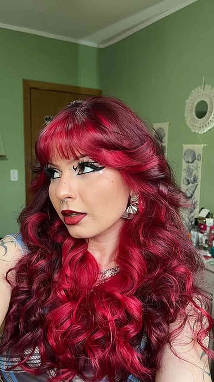 Mid-Back Vibrant Red With Dimensional Streaks Mid-Back Vibrant Red With Dimensional Streaks — Trendy Red Hairstyles