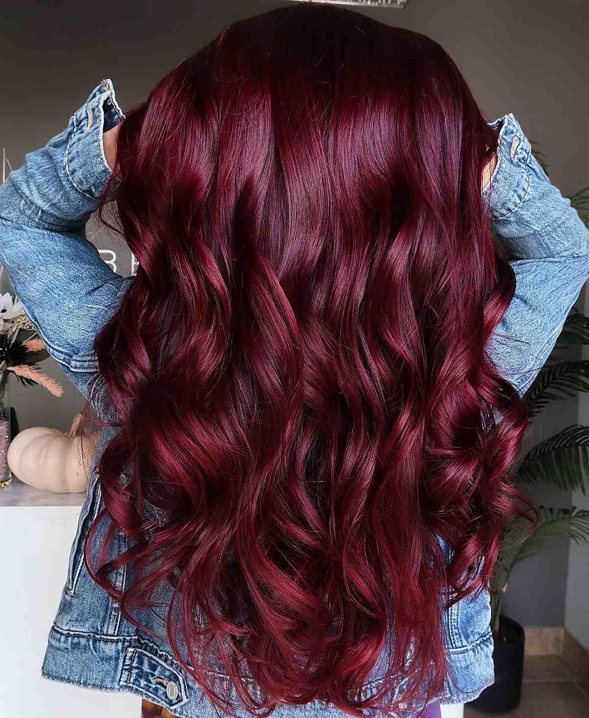 Mid-Back Deep Burgundy With Loose Waves Mid-Back Deep Burgundy With Loose Waves — Trendy Red Hairstyles