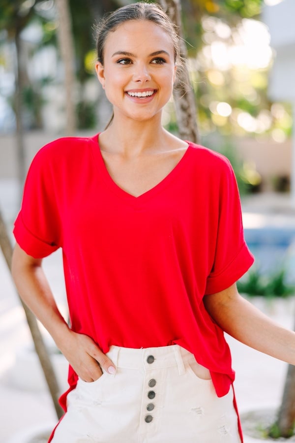Red Short Sleeve Top with Cream Shorts Red Short Sleeve Top with Cream Shorts — Trendy Red Top Outfits