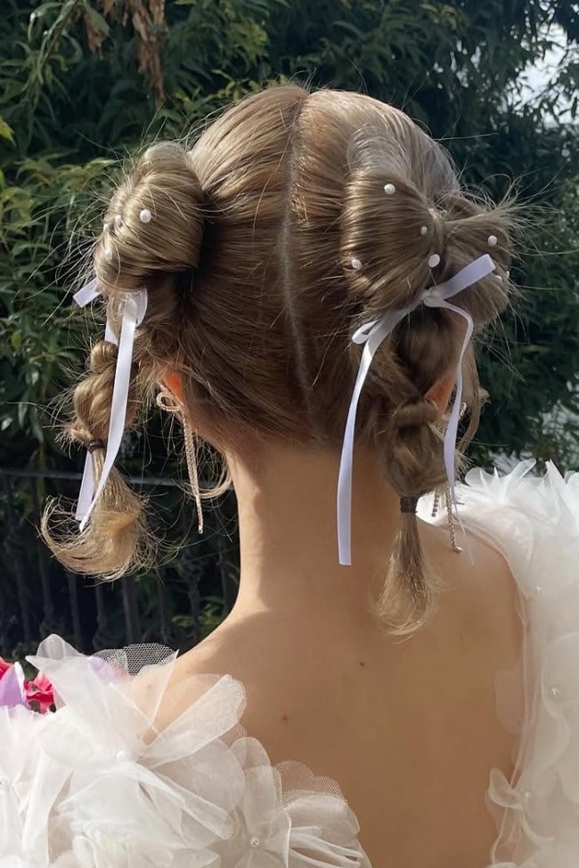 Shoulder-Length Fine Braids With Bows and Pearls Shoulder-Length Fine Braids With Bows and Pearls — Trendy Ribbon Braids