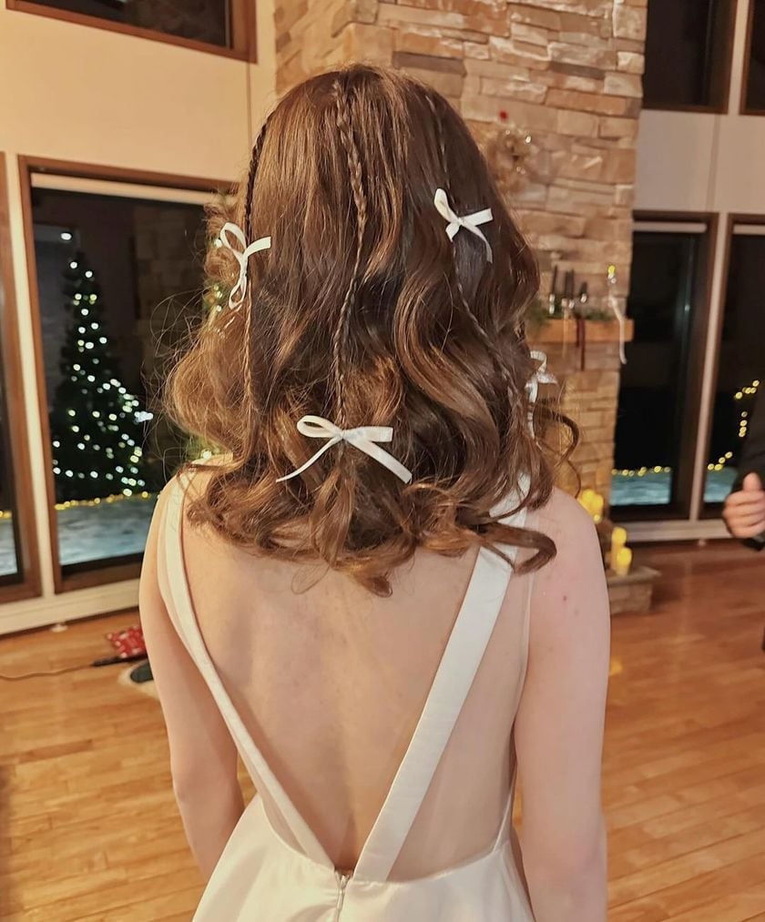 Shoulder Length Waves With Braids And White Bows — Trendy Ribbon Hair