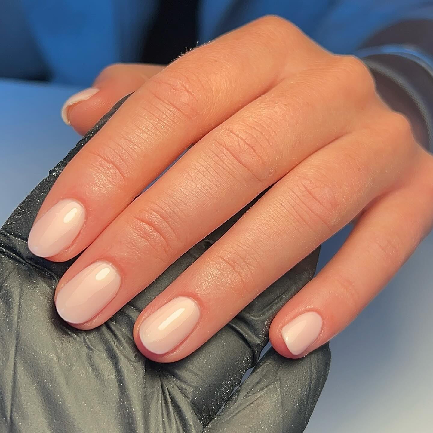 Milky Pink High-Gloss Short Round Nails Milky Pink High-Gloss Short Round Nails — Trendy Round Nails