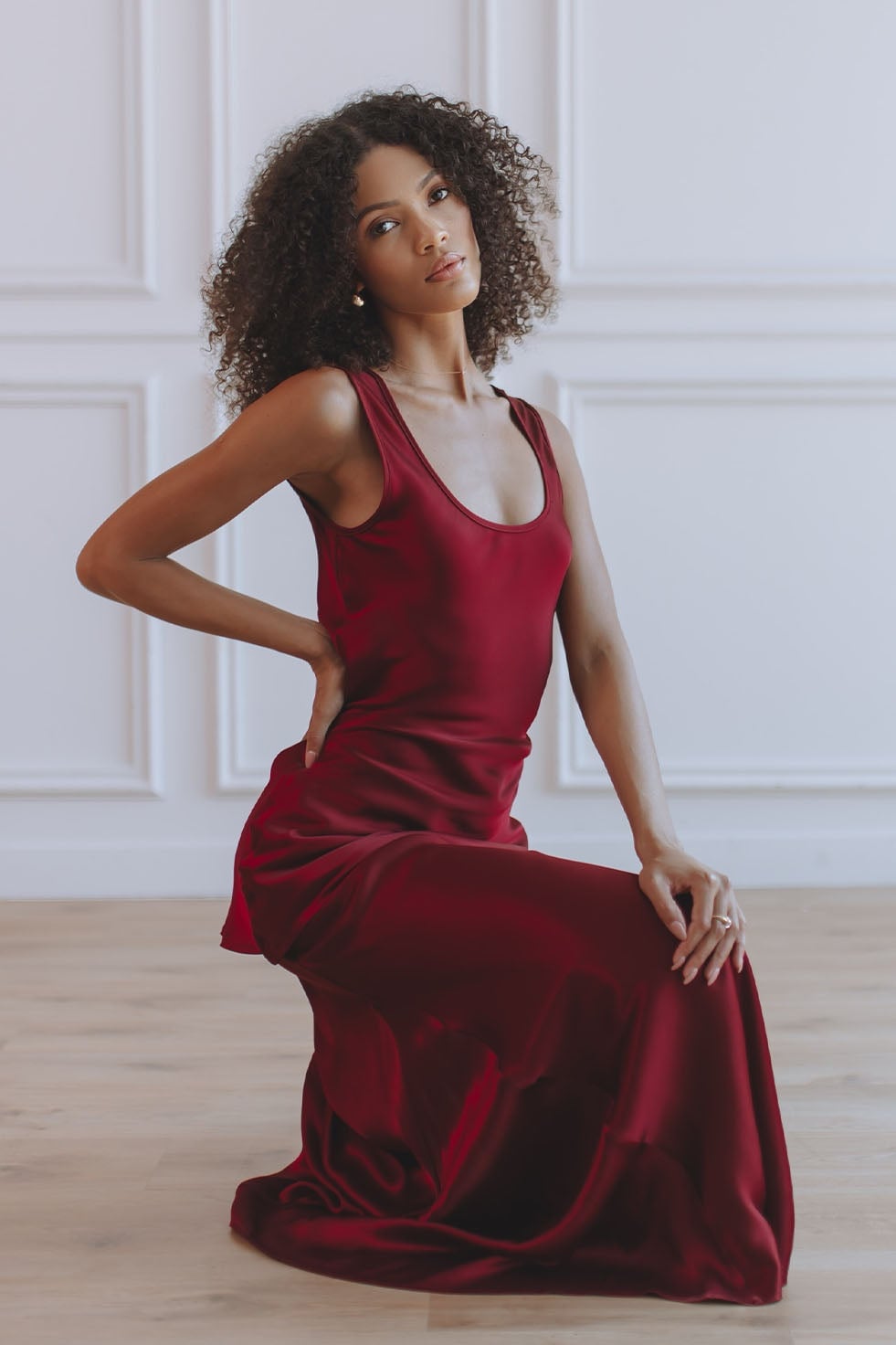 Burgundy Satin Tank Top Detail Burgundy Satin Tank Top Detail — Trendy Satin Top Outfits