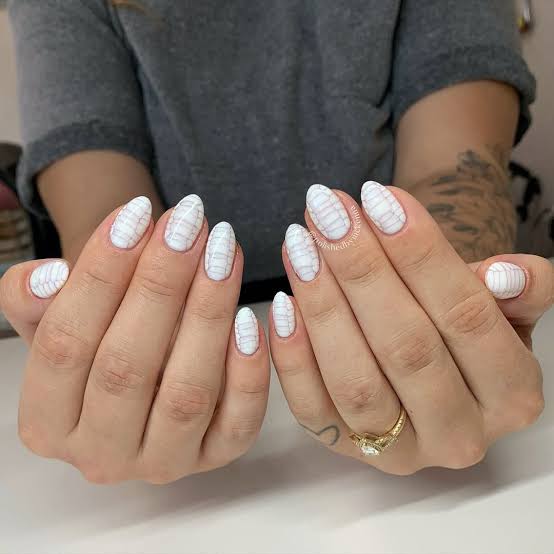 Sheer Nude With White Net Pattern Nails — Trendy Short Acrylic Nails