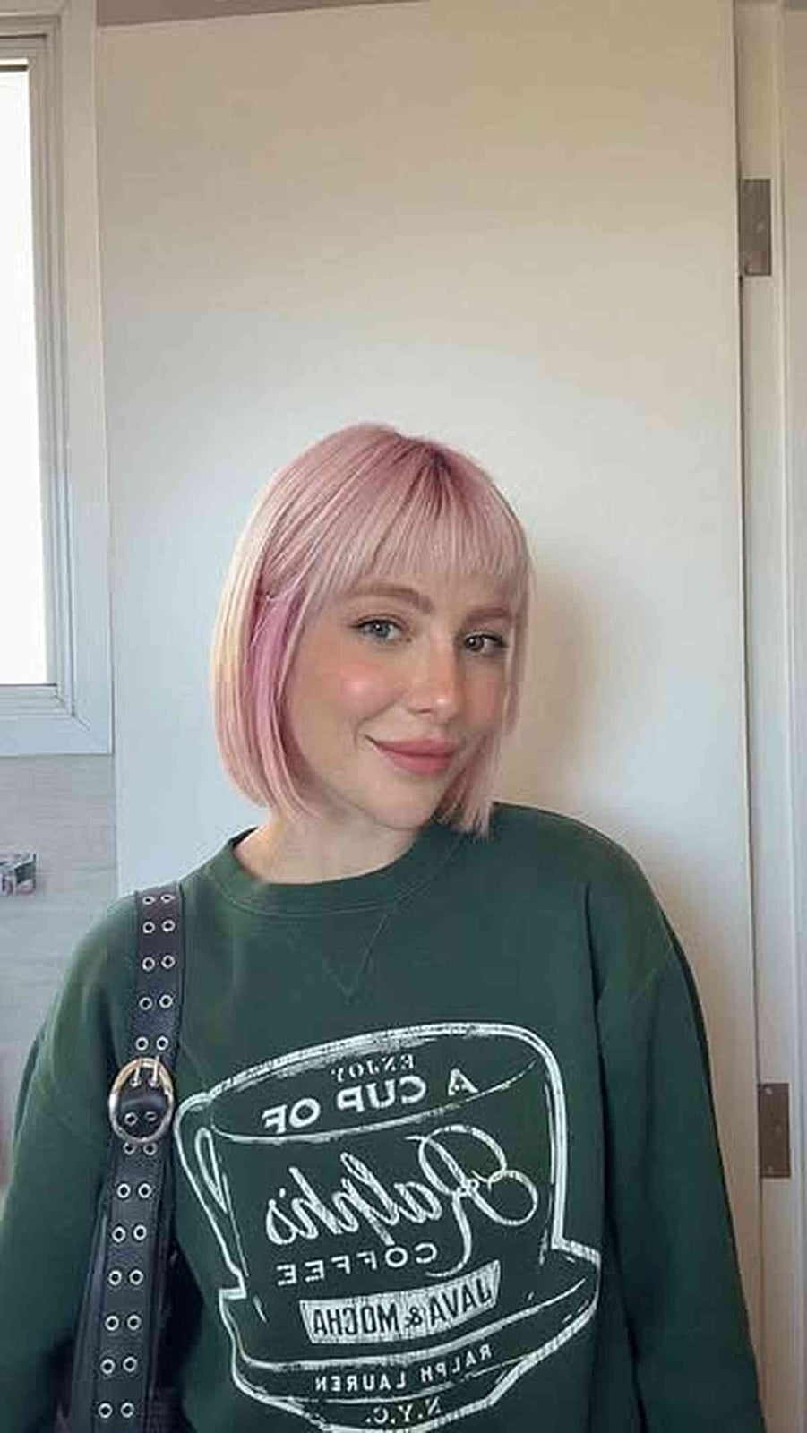 Medium Brown Blunt Bob With Blunt Bangs Medium Brown Blunt Bob With Blunt Bangs — Trendy Short Bob