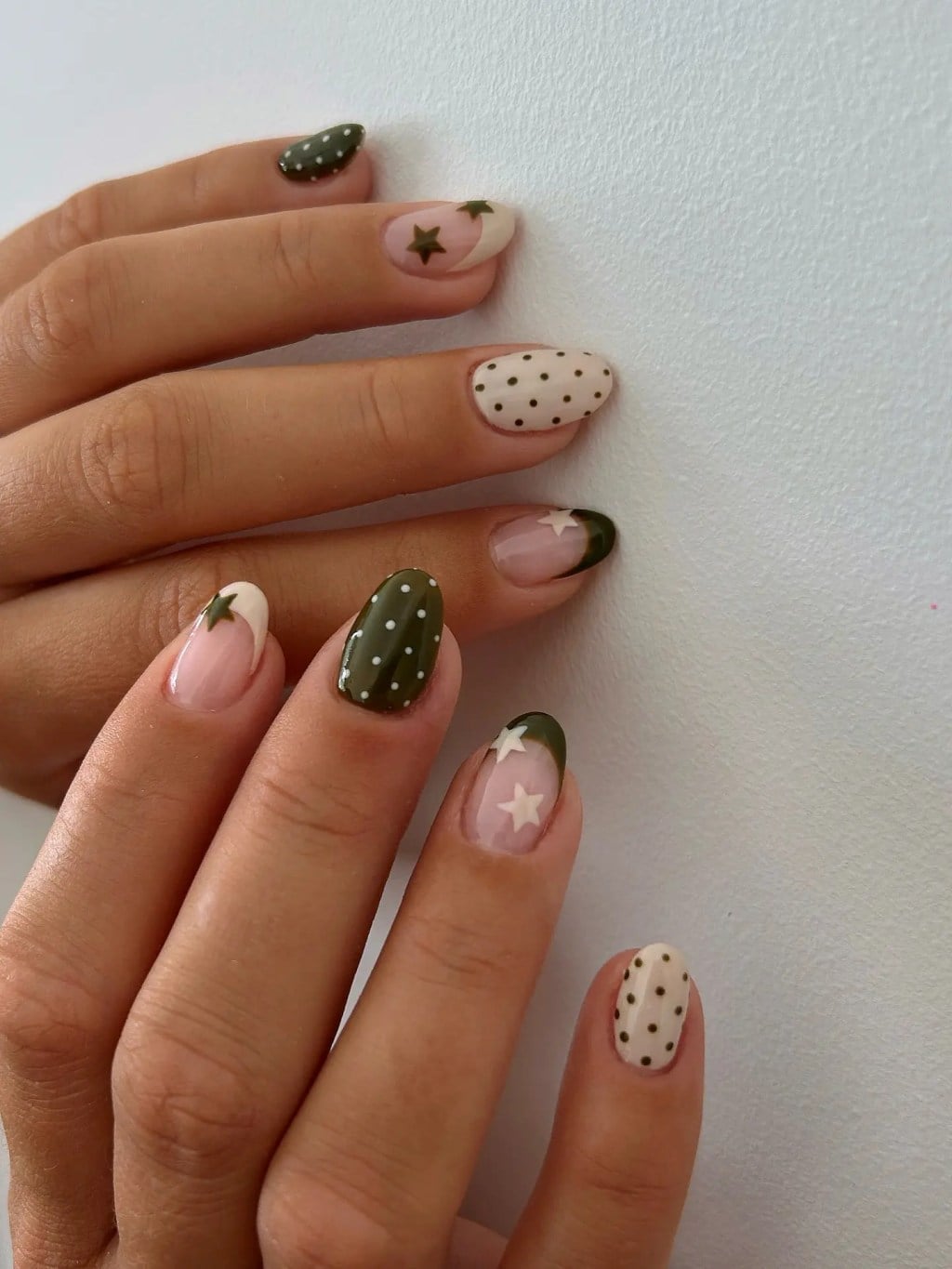 Mixed Green Dot Star French Short Almond Nails — Trendy Short Gel Nails