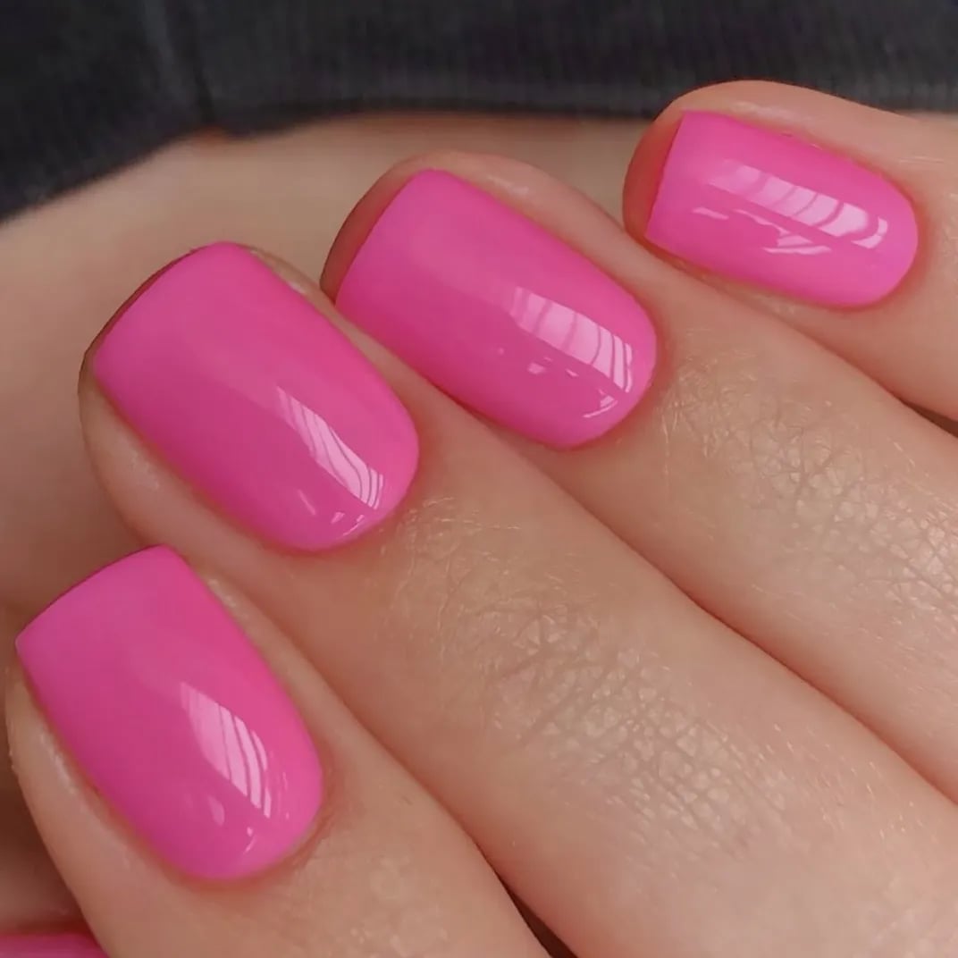 Hot Pink Glossy Short Oval Nails — Trendy Short Gel Nails