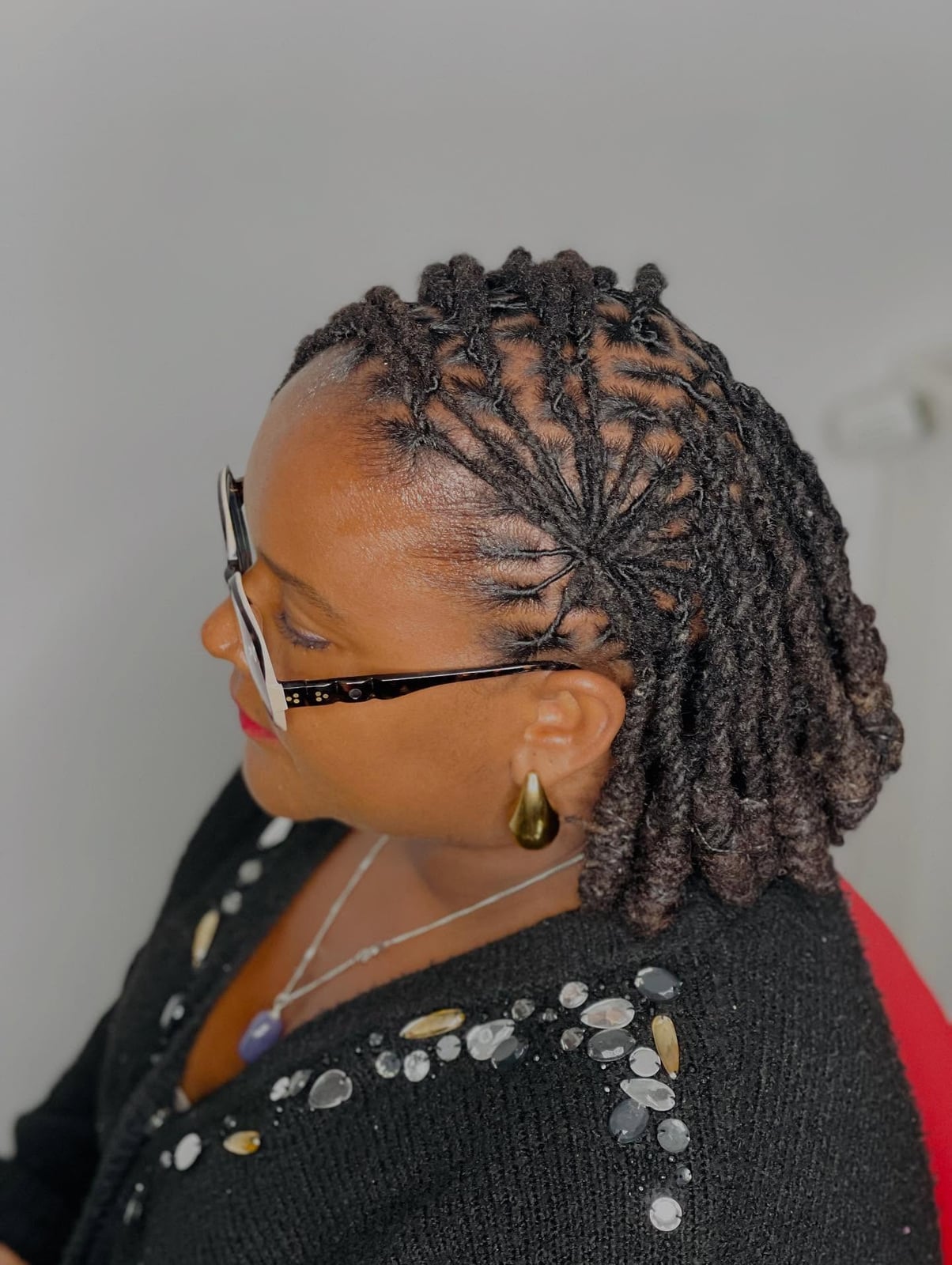Chin Length Bob With Glossy Blowout Chin Length Bob With Glossy Blowout — Trendy Short Locs