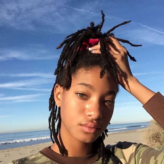 Natural Ear Length Locs With Short Bangs Natural Ear Length Locs With Short Bangs — Trendy Short Locs