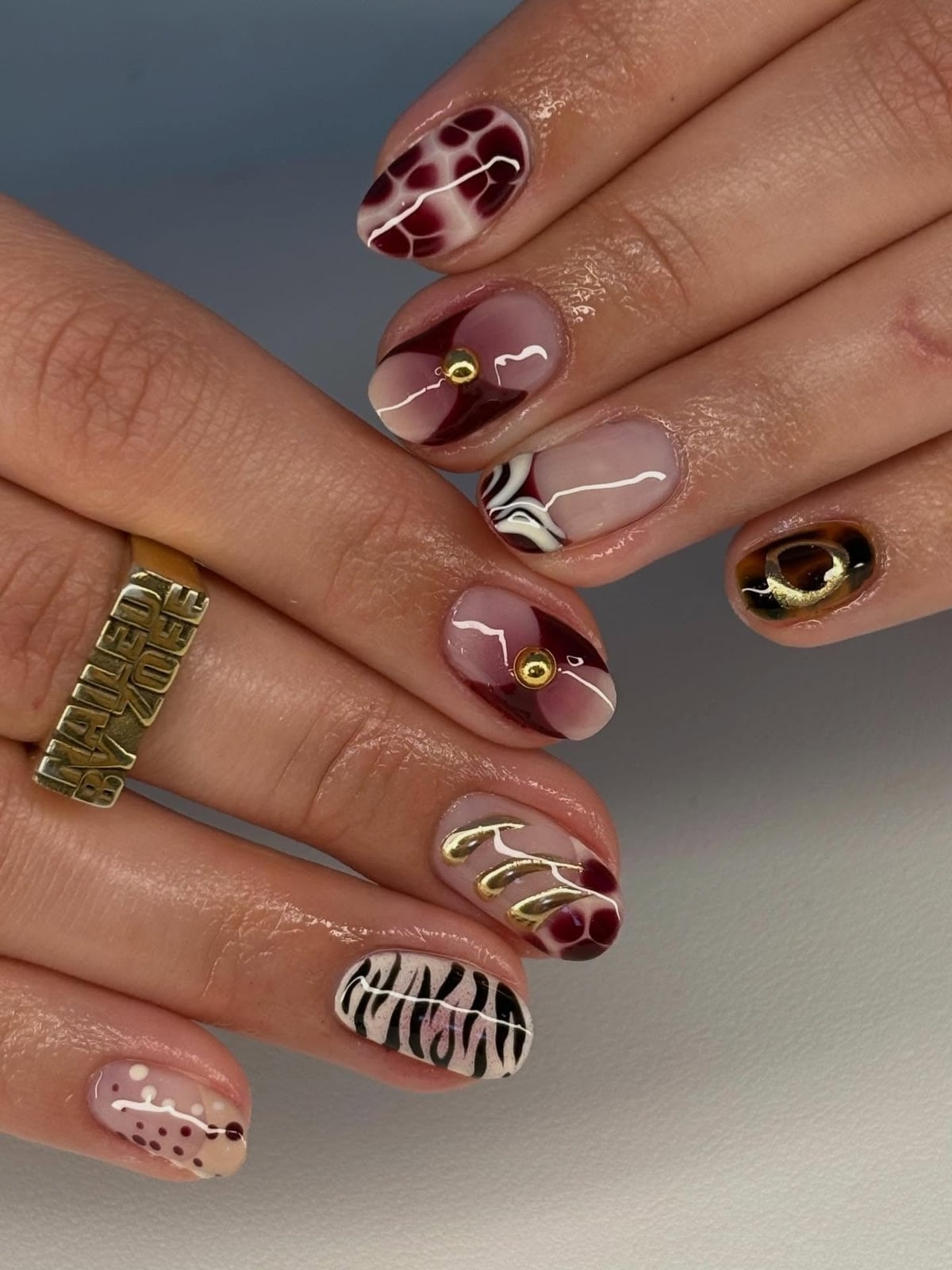 Mixed Art Short Oval Nails — Trendy Short Oval Nails