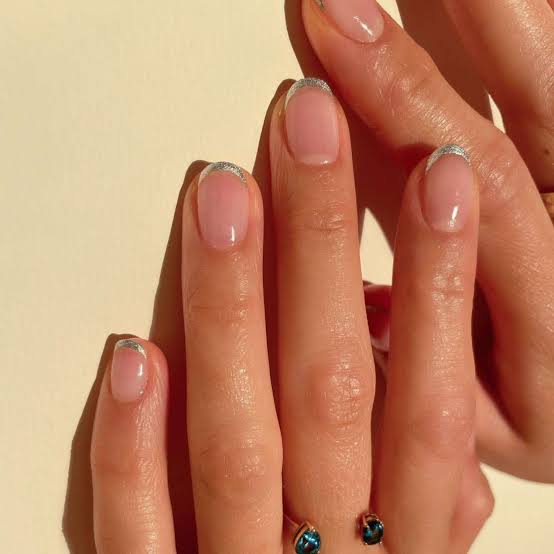 Sheer Pink Silver Tip Short Oval — Trendy Short Oval Nails