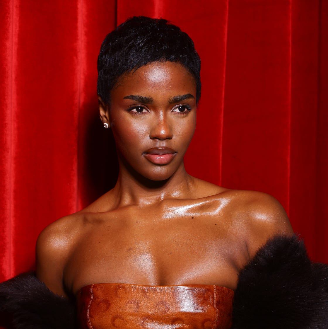 Sleek Black Pixie Cut Side-Swept Bangs — Trendy Sleek Hairstyles