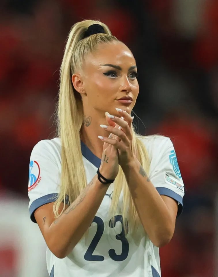 Thick Straight Platinum Blonde High Ponytail Thick Straight Platinum Blonde High Ponytail — Trendy Soccer Hair