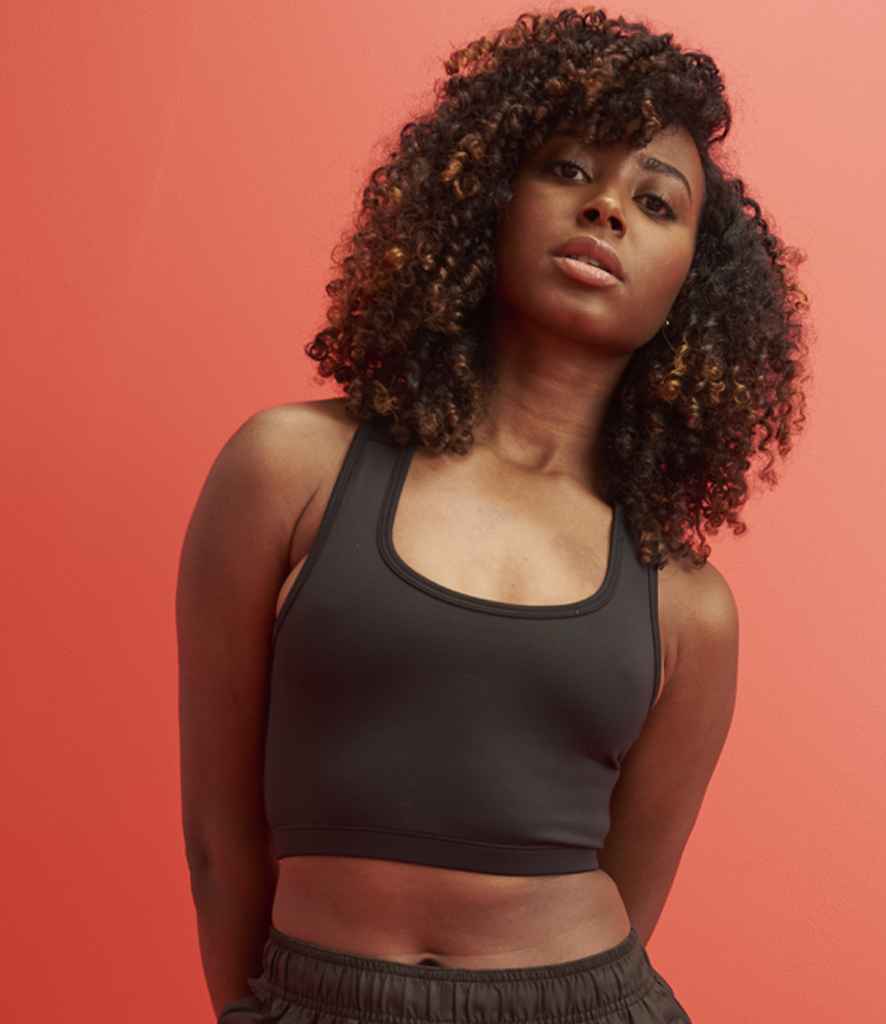 Shoulder Length Curly Layers Shoulder Length Curly Layers — Trendy Sports Hair