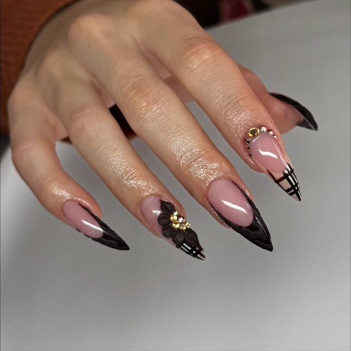 Sheer Pink Stilettos With Plaid French Tips and 3D Bow Sheer Pink Stilettos With Plaid French Tips and 3D Bow — Trendy Stiletto Nails