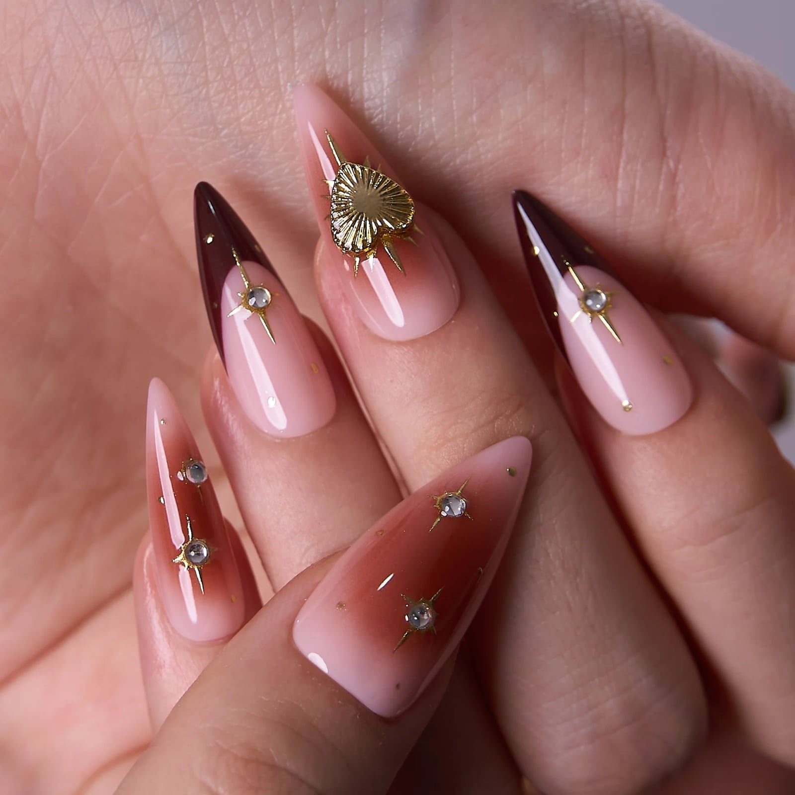 Pink to Brown Ombre Stilettos With Heart Charm Pink to Brown Ombre Stilettos With Heart Charm — Trendy Stiletto Nails