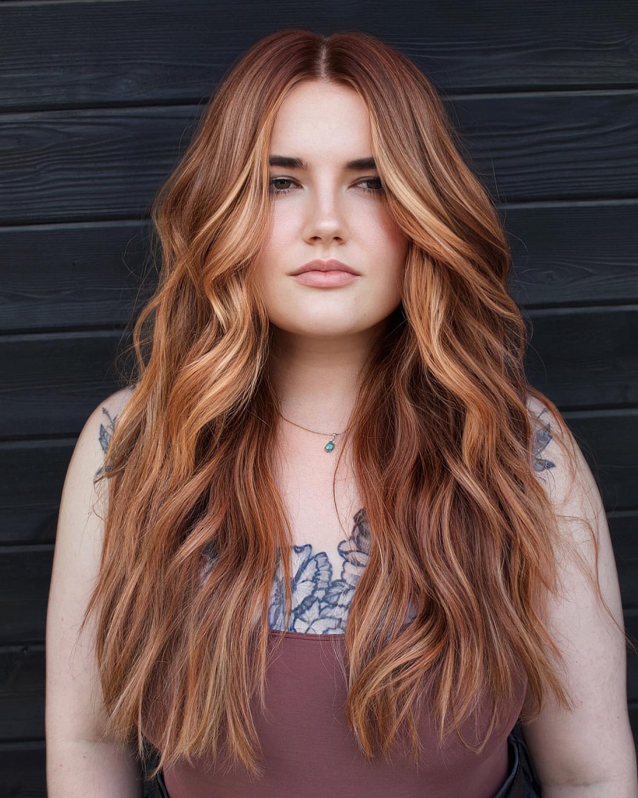 Mid-Back Strawberry Blonde Rose Gold Tones Mid-Back Strawberry Blonde Rose Gold Tones — Trendy Strawberry Blonde Hair