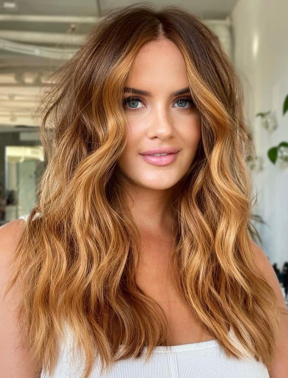 Rich Strawberry Blonde Balayage Collarbone Cut Rich Strawberry Blonde Balayage Collarbone Cut — Trendy Strawberry Blonde Hair