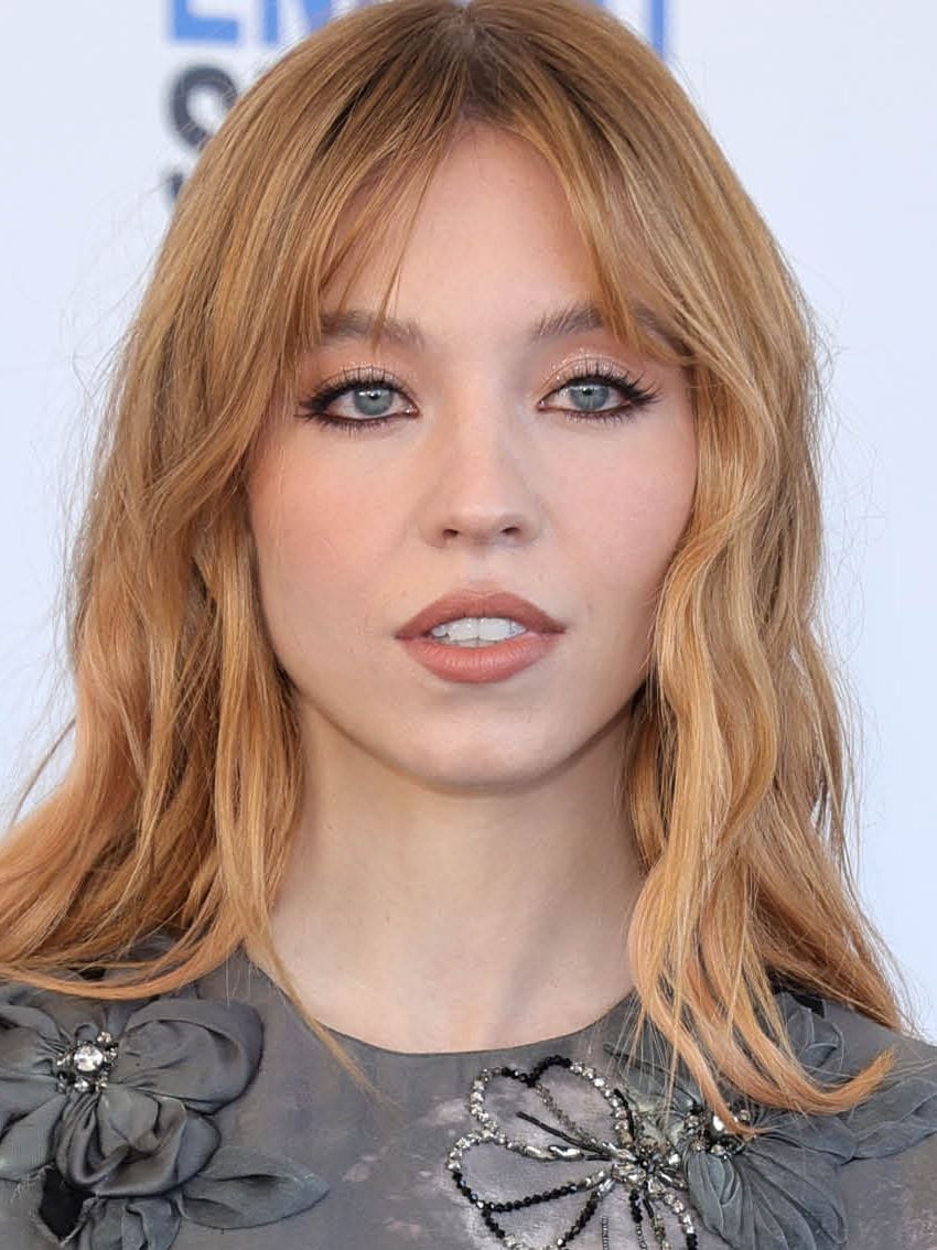 Shoulder Length Wispy Bangs Soft Waves Shoulder Length Wispy Bangs Soft Waves — Trendy Strawberry Blonde Hair