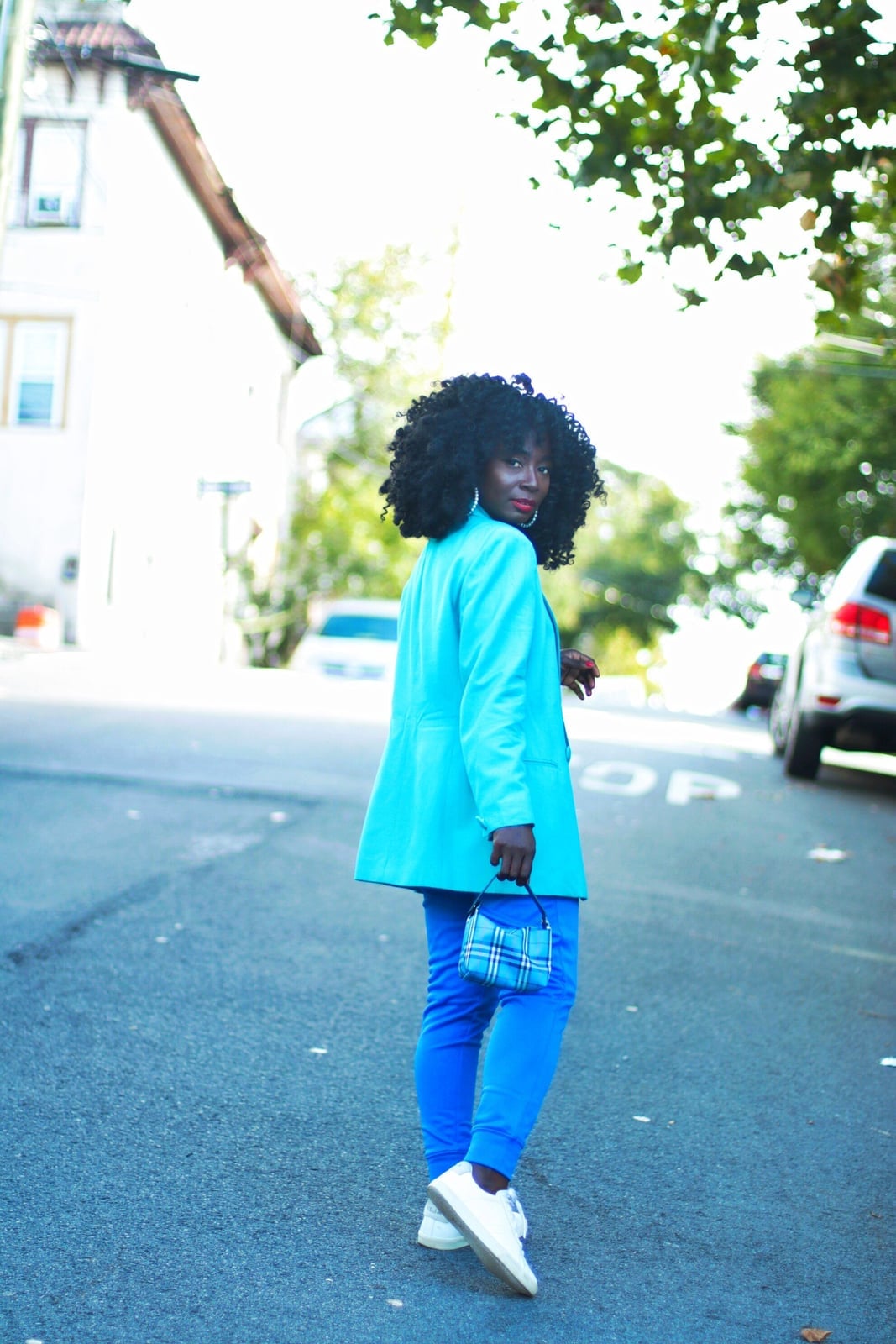 Royal Blue Sweatpants with Bright Blue Blazer and Sneakers — Trendy Sweatpants Outfits
