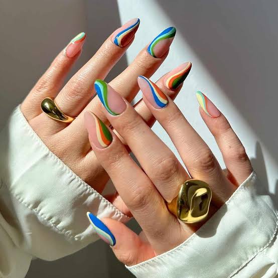 Medium Almond Multi-Color Swirls Medium Almond Multi-Color Swirls — Trendy Swirl Nails