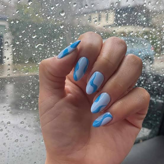 Light Blue White Abstract Swirls Light Blue White Abstract Swirls — Trendy Swirl Nails