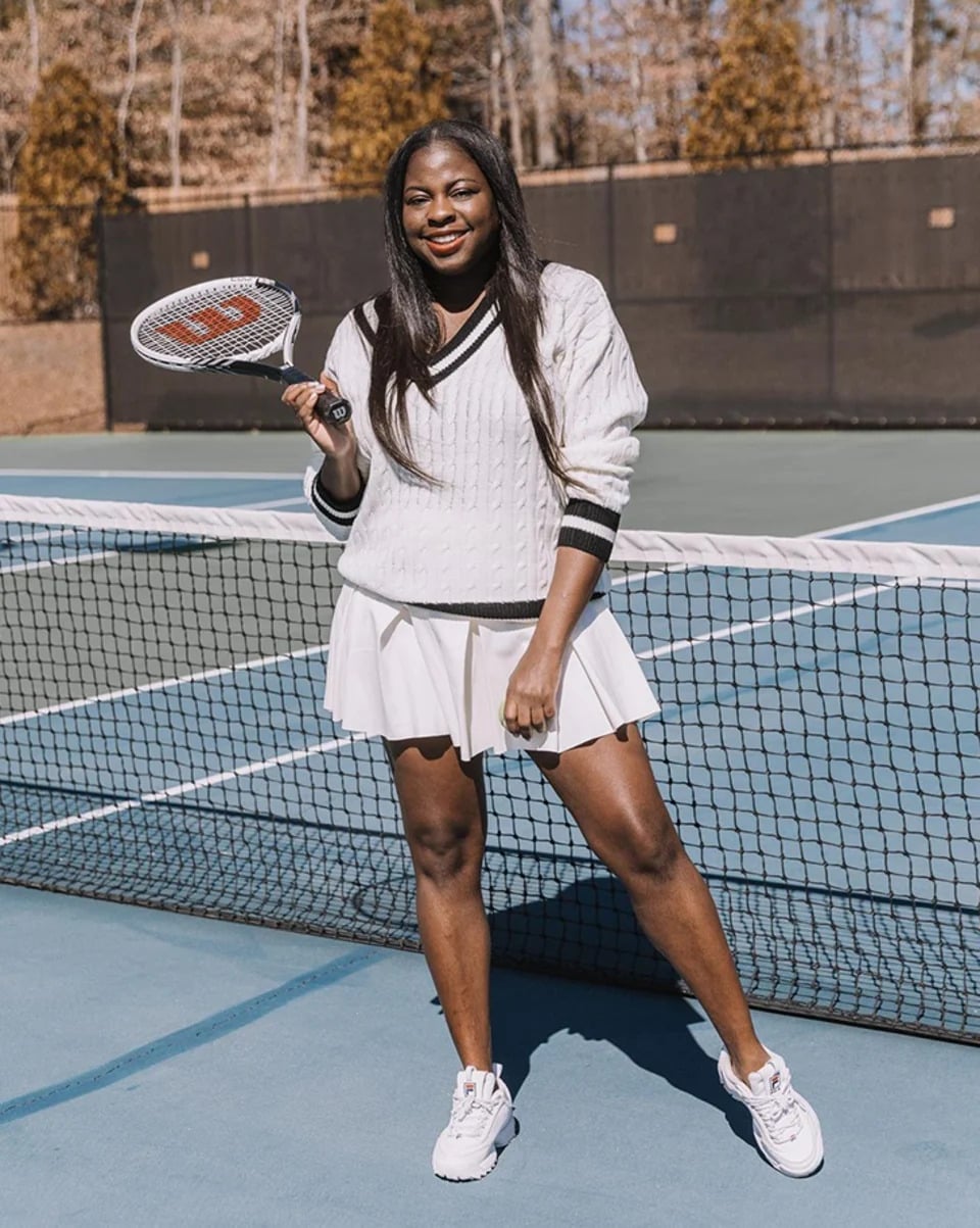White Tennis Skirt With Cable Knit Sweater, Sneakers White Tennis Skirt With Cable Knit Sweater, Sneakers — Trendy Tennis Skirt Outfits