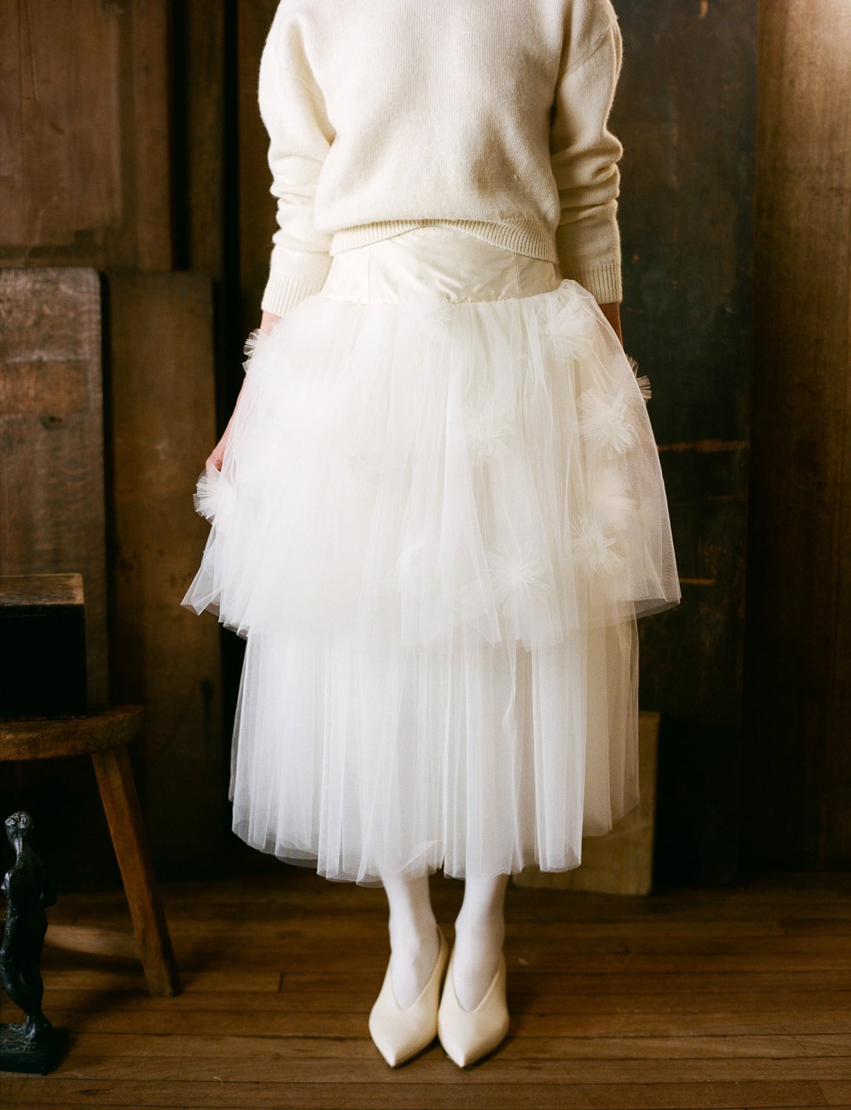 Layered White Tulle Skirt with Knit Sweater Layered White Tulle Skirt with Knit Sweater — Trendy Tulle Skirt Outfits