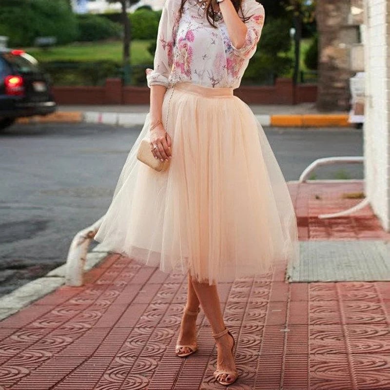 Peach Tulle Midi Skirt Floral Blouse Pairing Peach Tulle Midi Skirt Floral Blouse Pairing — Trendy Tulle Skirt Outfits